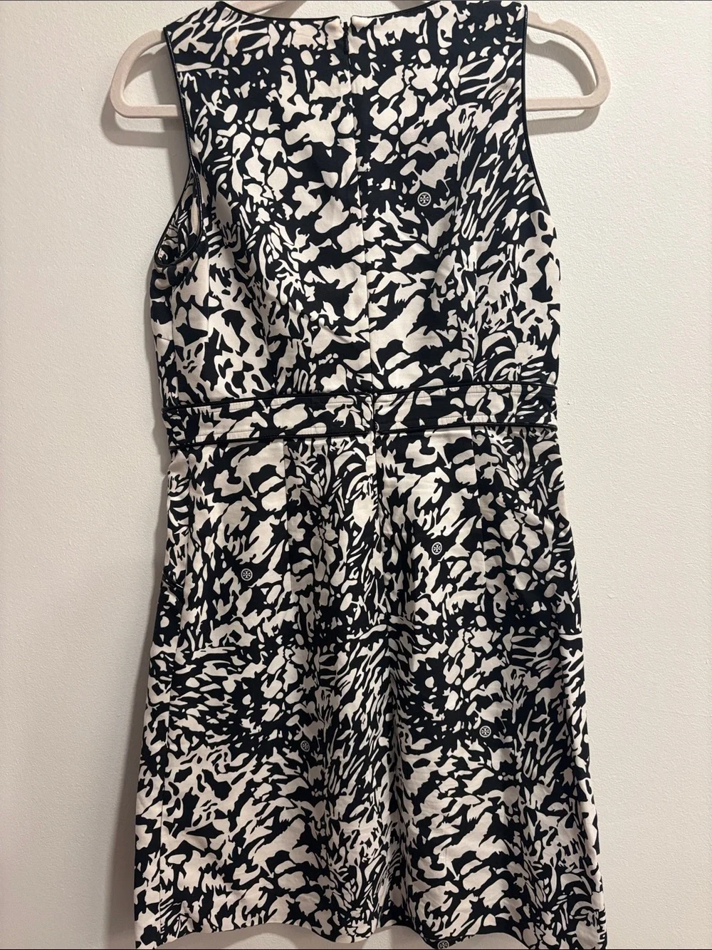 Tory Burch Black and White Abstract Print Sleeveless Fit-and-Flare Dress